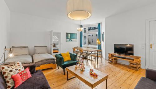 TheWilhelmshavener Group Apartment, group & family friendly, 100m2, 2BR, 1 living room, huge table, ideal for 4 - 6 Guests - Foto 1