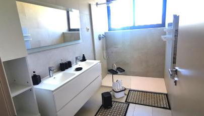 Appartement dans maison contemporaine - Foto 2, towels, Shower