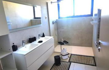 Appartement dans maison contemporaine - Foto 2