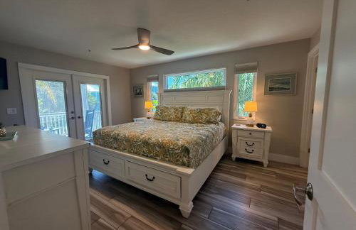 Coconut Castaway - Ocean Views, Walk to Beach, Golf Cart, Club Pool - Photo 6