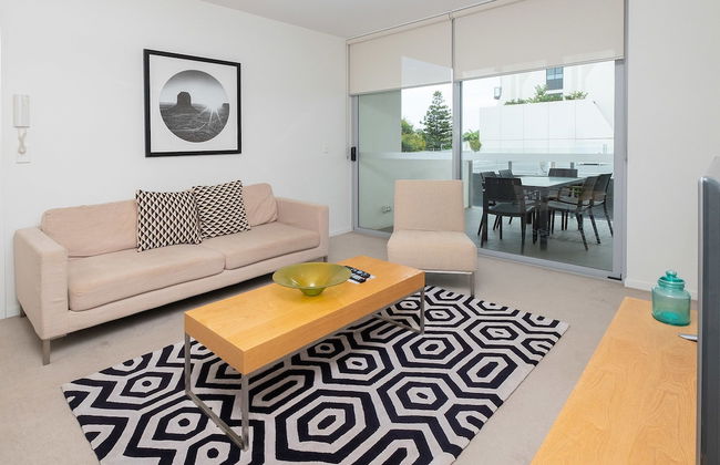 Mowbray East Apartments - Photo 1