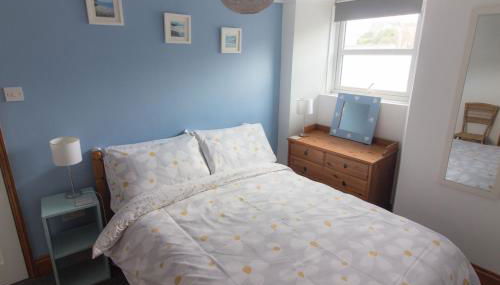 Utopia Apartments - Photo 4