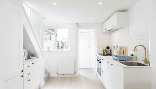 Central quiet cottage Walk to shops, bars & beach - Foto 5