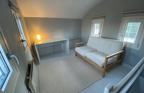 RETREAT VILLA BY THE SEA WITH POOL IN PORTO HELI - Foto 17