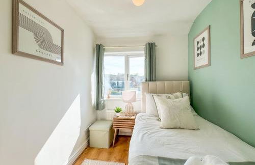 Raygill House By Furnished Accommodations 4BR Shadwell House Ideal for Contractors & Relocations Families - Foto 37
