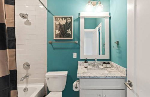 Walk to Vanderbilt and Belmont with Garage and Rooftop Deck - Foto 31