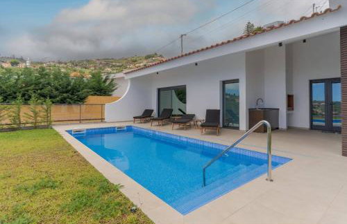 The pool house in Ponta de Sol - Photo 18