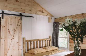 Beautiful Lake Champlain Lake Home with Private Beach - Foto 8