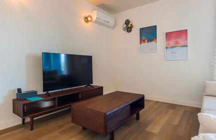 Gorgeous Apartment with City View by LovelyStay - Foto 43