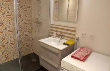 Maison au calme à l'intérieur du golf de Ploëmel, entre terre et mer, 2 chambres, 10 min des plages - Foto 9