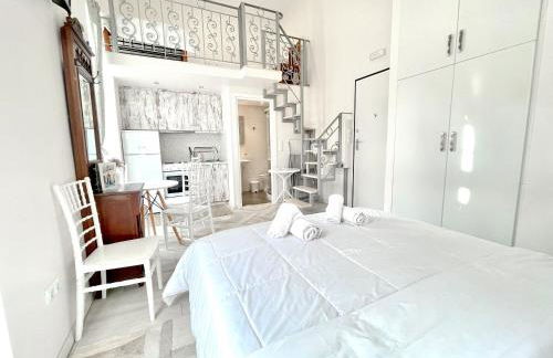 Xenias Rooms Apartments - Foto 10