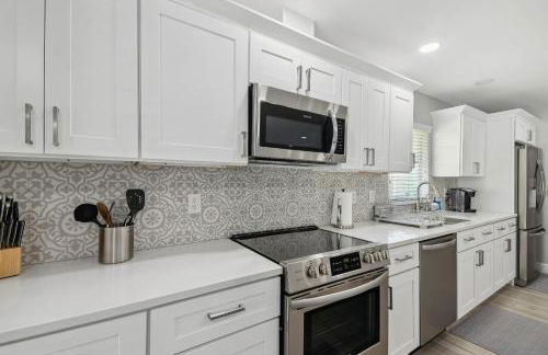 Lake House Westchase area. Heated Pool Waterfront! - Foto 26