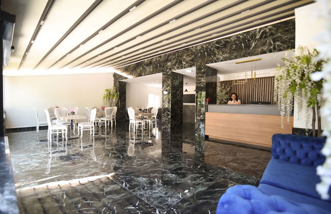 Golden Life Suite - Photo 2