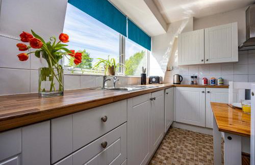 Spacious apartment sleeps 6 - Uni, sports, trades - Foto 29