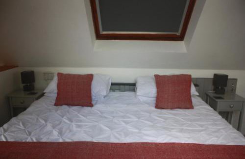 The Lodge - Photo 16