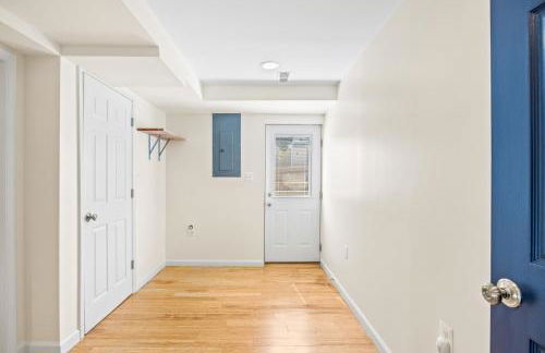 Book Now!- Fenced Yard - BBQ Grill & 4 Tvs -Luxury Getaway -Floyd's Freedom- - Foto 14