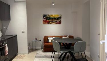Peaceful Flat in the Heart of Milan - Photo 2