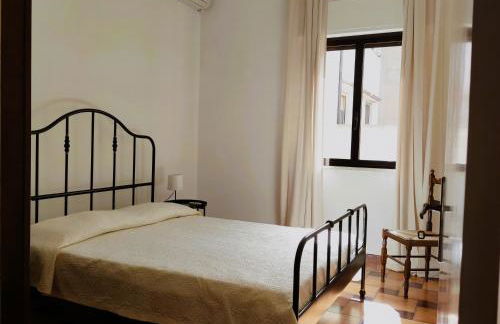 Il Patio - Villa indipendente con ampio cortile e giardino interno - Foto 7