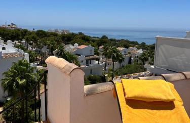 Two bedroom, two bathroom, balcony, pool area, view - Photo 37