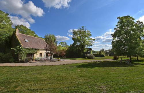Holiday Home in Le Châtelet with Pool - Foto 38