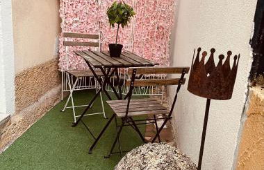 Dans Maison privée Appartement de charme, 70m2 avec pergola Et jardin à 15min centre de Strasbourg Chez Regine - Foto 23