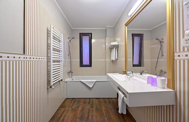 Tomis Garden Aparthotel - Photo 30