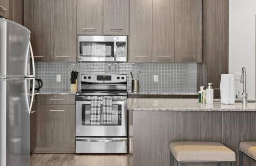 Luxe 2B/2B Getaway - Pool, Gym, Garage, Pet Wash - Foto 15