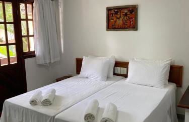 AP06 Espaçoso a 3 Minutos a Pé da Praia de Taperapuã, Acomoda até 8 Pessoas! - Foto 2