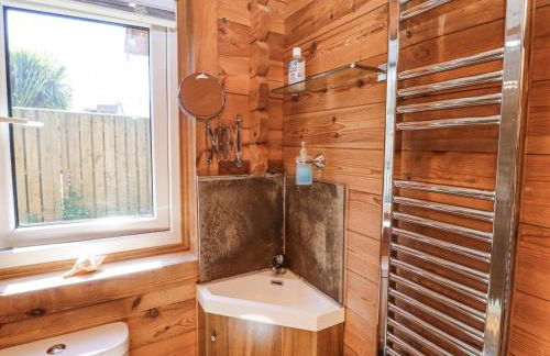 Aurora Skies - Photo 25