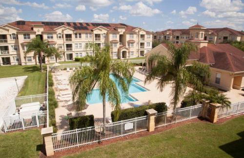 Pool Side Tree House - Foto 26