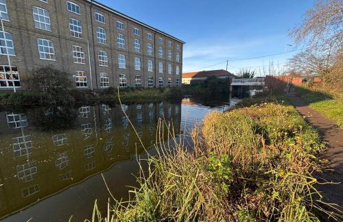 Canal Side Retreat - Foto 27