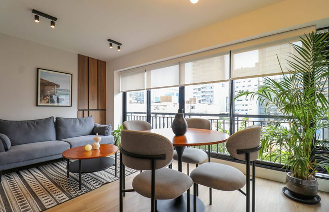 w Phenomenal 2BR With Balcony in San Isidro - Foto 15