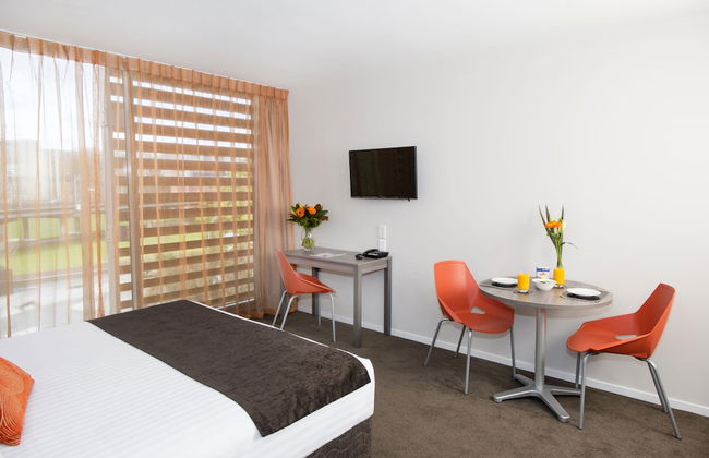 Quest on Beaumont - Photo 14