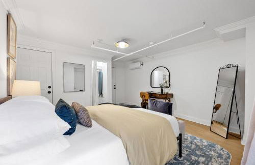 Brownstone 2 Bed with Private Backyard near Subway - Foto 12