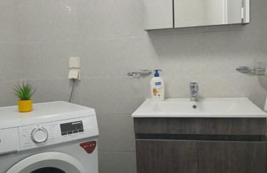 Toula's House - Photo 12