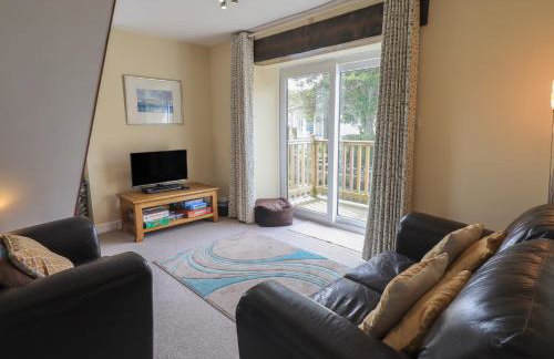 A River Runs By - Photo 2