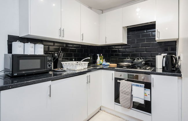 Charming 1-bed Basement Apartment in Lewisham - Foto 8