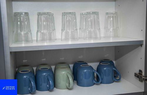 2ndHomeStays- Stoke-on-Trent-A Serene 3 Bed House with a Garden View-Suitable for Contractors-Relocation Families-Group of Friends-Sleeps 6 - 16 mins to J15 M6 and 36 mins to Alton Towers Resort - Foto 34