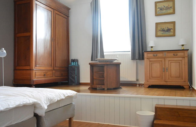 Group Escape by Molignee River - Foto 36