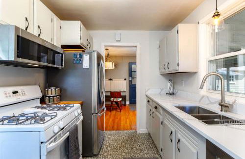 Crane Haven - Boutique-Inspired with Modern Flare - Foto 47