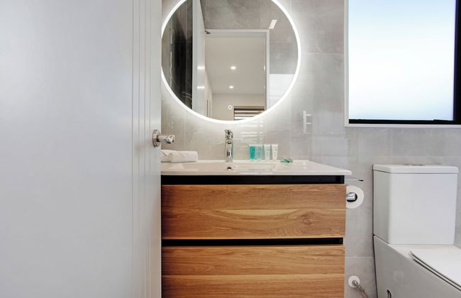 Central Oasis Townhouse with Parking - Photo 34