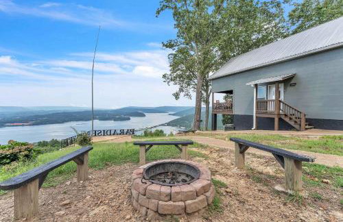 Rivers Ledge Cabin with breathtaking views hot tub & indoor pool - Photo 38