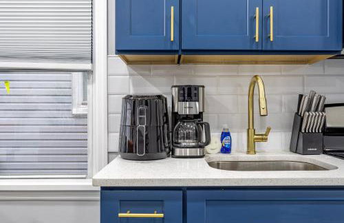 Modern Escape 3BR Apt with Parking - Foto 46