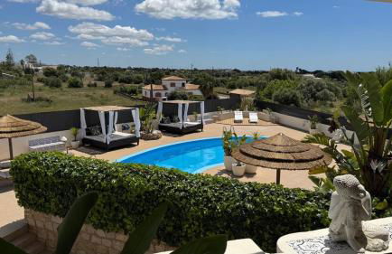 Cegonha Villa powered by Cegonha Resort- Private swimming pool & air con - Foto 1