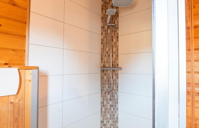 Wooden House in Plate Near Lake Schwerin - Foto 10