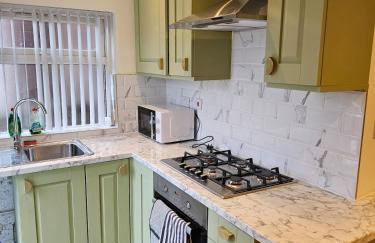 The Rocky Luxe - 4 Bedrooms - Parking - Sleeps 8 - Foto 20