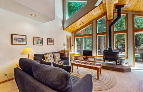 Happy Family Cozy Cabin - Photo 12