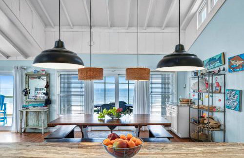 Dog-friendly with Gulf view pool balcony deck fireplace central AC & W&D - Foto 13