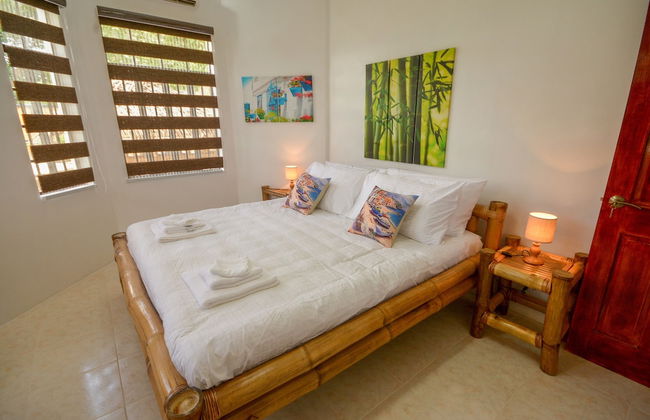 Hilltop Pool and Villa - Foto 18