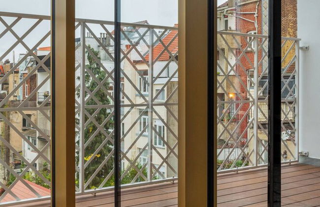 New Apartment Center of Trendy St Gille - Photo 37